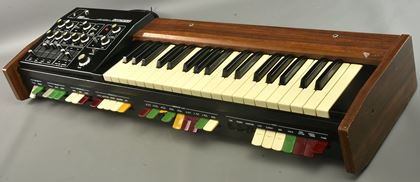 Roland-SH-1000 needing servicing